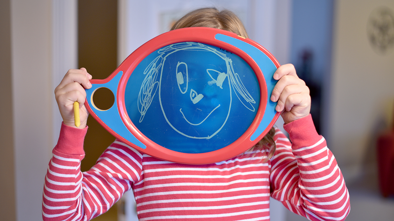 Illustration for article titled Inspire Aspiring Artists With Boogie Board's New Infinite Tracing Tool